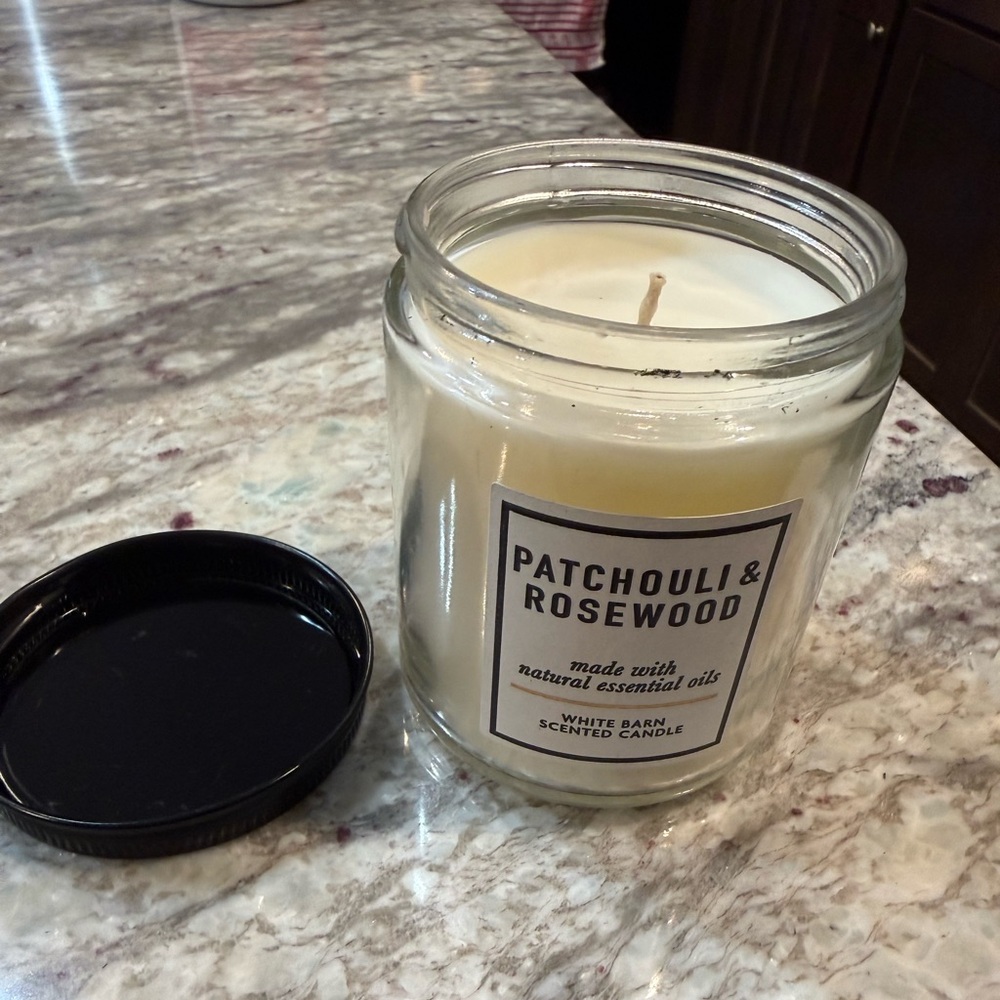 White Barn Patchouli & Rosewood Candle - Cream